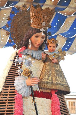 VALENCIA, İspanya - 18 Mart 2011: Valencia 'nın koruyucu azizi Virgen de los Desamparados,