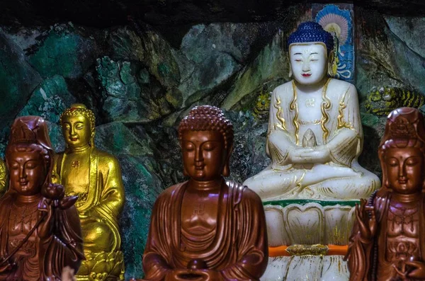 Rues de Taïwan - une altération dans un temple Photo De Stock