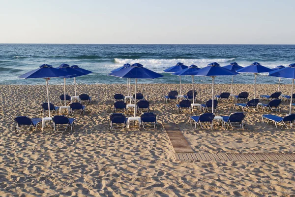 Пляжна парасолька (Кріт, Греція) Ліцензійні Стокові Зображення