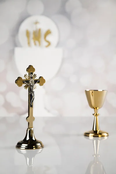 聖体拝領黄金聖餐杯 — ストック写真