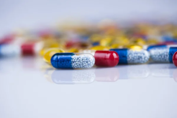 Composition with variety of drug pills — Stock Photo, Image