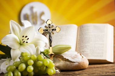 Hıristiyan din ve altın chalice sembolü