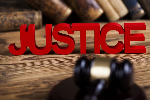 裁判所の小槌との正義の概念 — ストック写真
