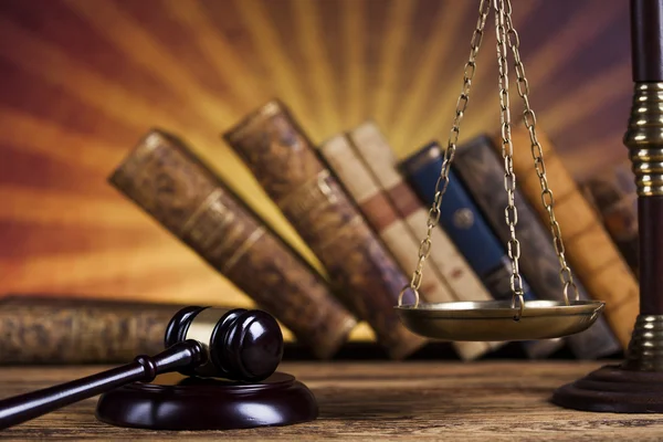 Sędzia młotek i pojęcie prawa — Zdjęcie stockowe