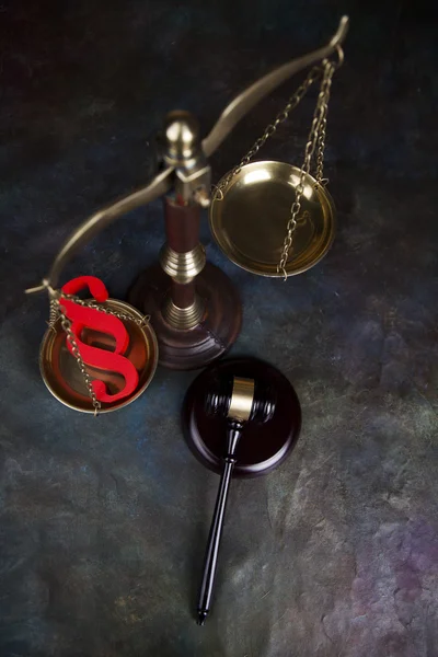 Justice concept and paragraph sign — Stock Photo, Image