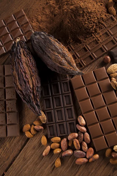 Chocolate bars with cocoa pod