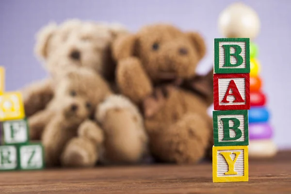 Cubi giocattolo in legno con lettere — Foto Stock