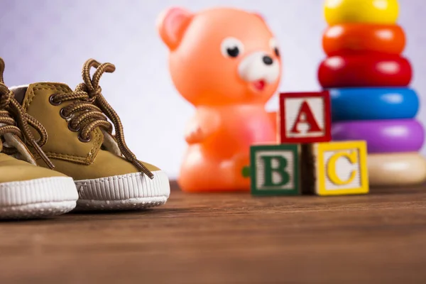 Coleção de brinquedos de madeira — Fotografia de Stock