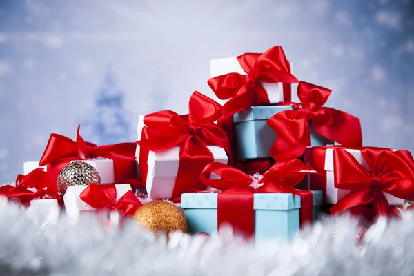 Sfondo di Natale con scatole regalo — Foto Stock