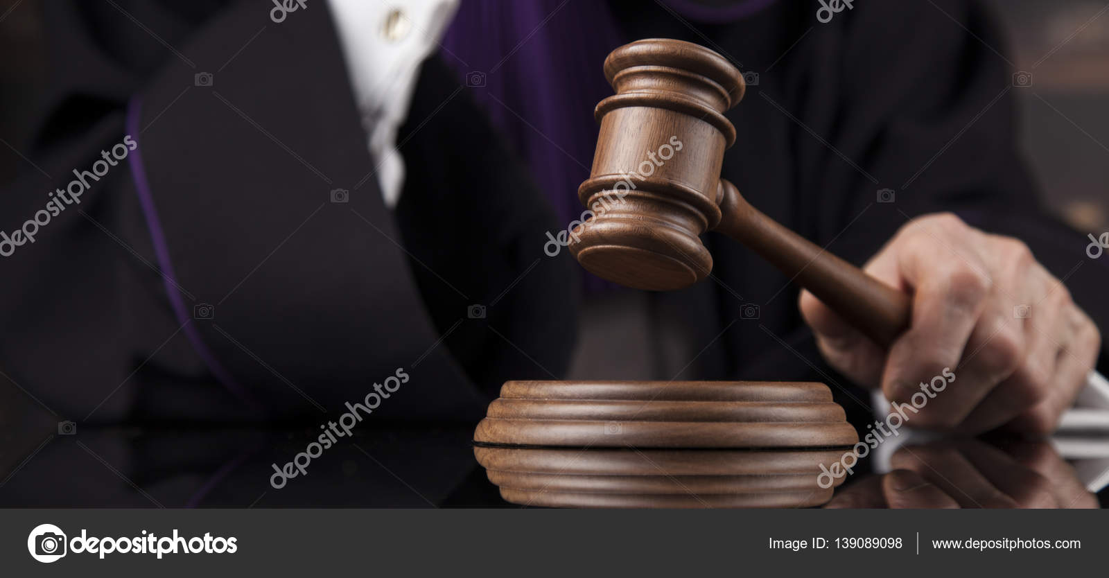 Роль председательствующего в судебном заседании. Председательствующий в уголовном процессе. Судья черемушкинского суда. Судьи россии. Ульяна солопова мосгорсуд.