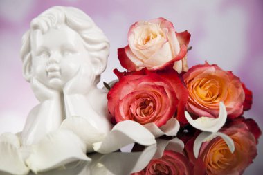 Melek çiçekler ile. Kavramı