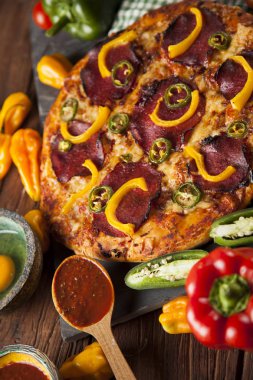 Masada lezzetli pizza