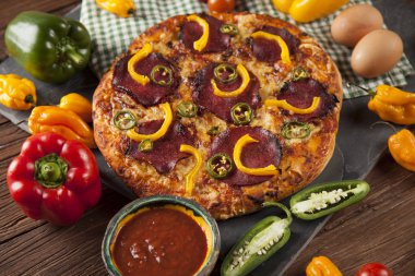 taze İtalyan pizza