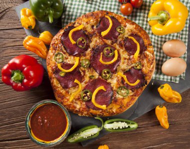 taze İtalyan pizza
