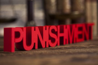 Ceza, adalet kavramı, mahkeme tokmak 