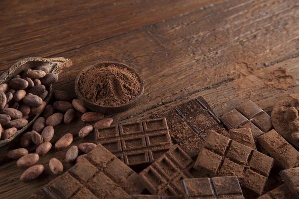 Zelfgemaakte chocolade repen — Stockfoto