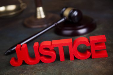 Hukuk Tema, adalet kavramı