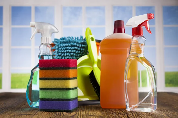 Gruppo di attrezzature per la pulizia assortite — Foto Stock