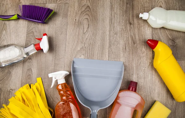 Variedad de productos de limpieza — Foto de Stock