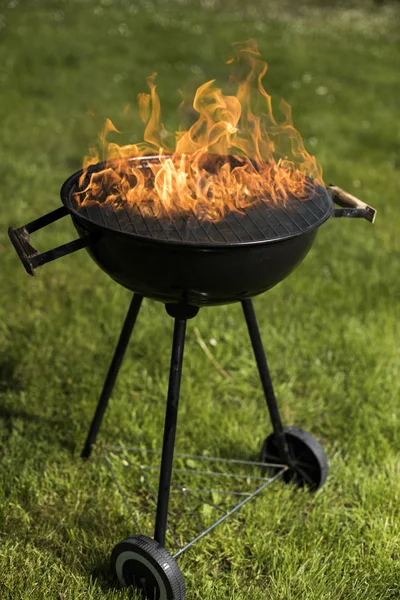 Brand bakgrund, grill — Stockfoto