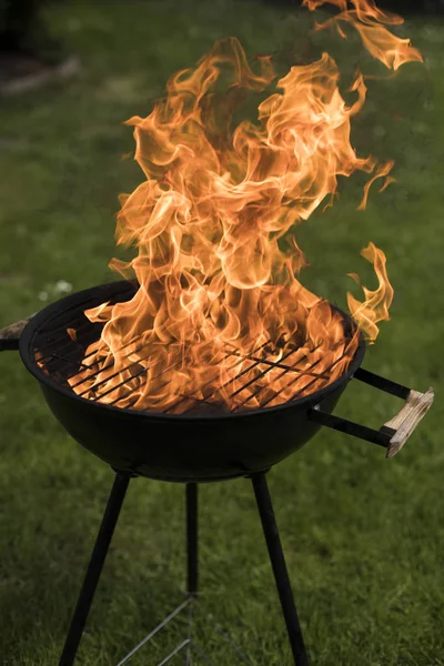 Arka plan ateş, ızgara