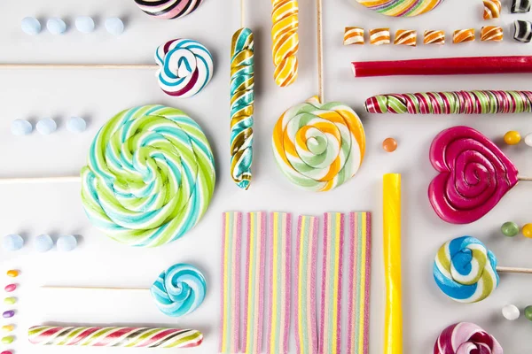 Şekerler çeşitli renk 