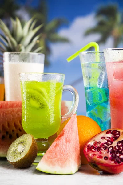 Tropik kokteyller seti