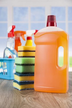 çeşitli temizlik ürünleri