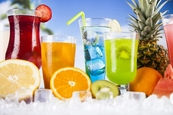 Bebidas exóticas de verano — Foto de Stock