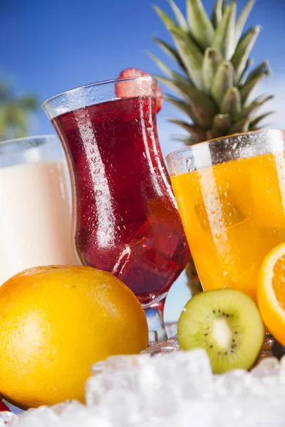 Exotic summer drinks — Stock Photo, Image