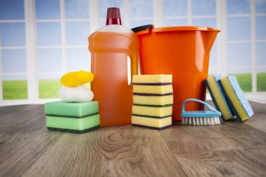 çeşitli temizlik ürünleri