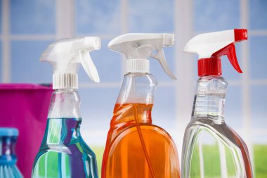 çeşitli temizlik ürünleri