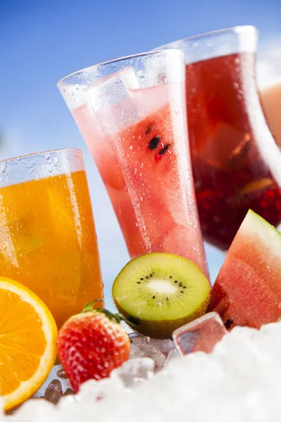 Exotic summer drinks — Stock Photo, Image