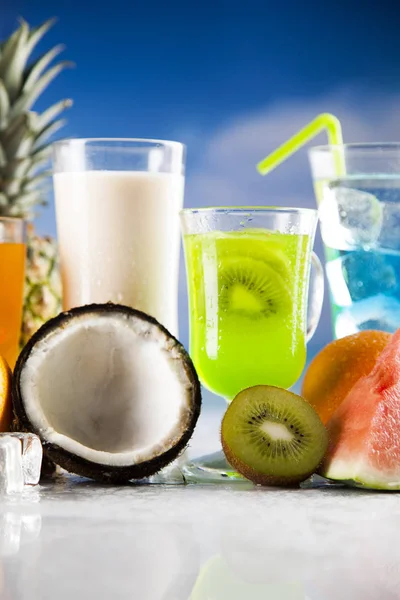 Exotic summer drinks — Stock Photo, Image