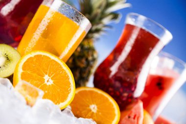 Tropik kokteyller seti