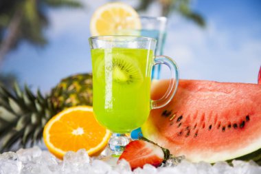 Tropik kokteyller seti