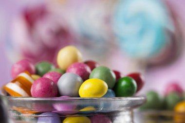 Şekerler çeşitli renk 