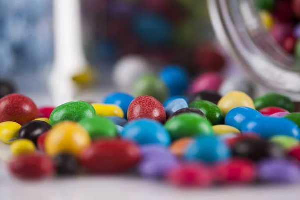 Bonbons in verschiedenen Farben — Stockfoto