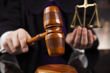 Adalet ve hukuk kavramı. 