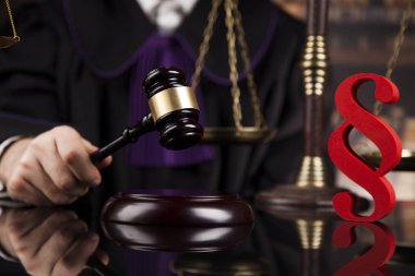 Adalet ve hukuk kavramı