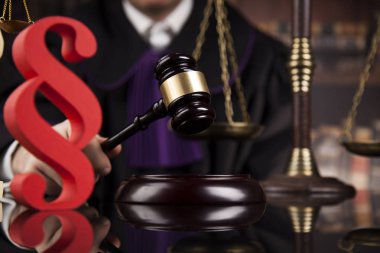 Adalet ve hukuk kavramı