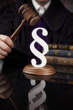  yargı ve hukuk Tema