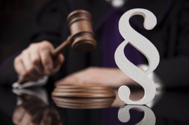  yargı ve hukuk Tema