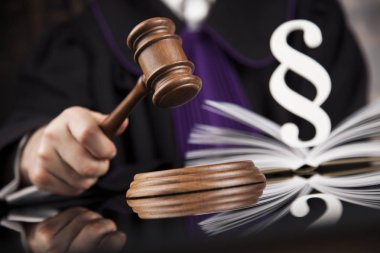 Adalet ve hukuk kavramı. 