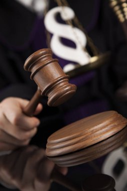  yargı ve hukuk Tema