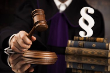  yargı ve hukuk Tema