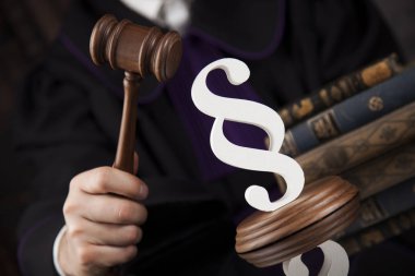  yargı ve hukuk Tema