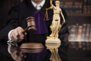 Adalet ve hukuk kavramı. 