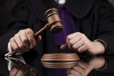 Adalet ve hukuk kavramı. 