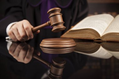  yargı ve hukuk Tema